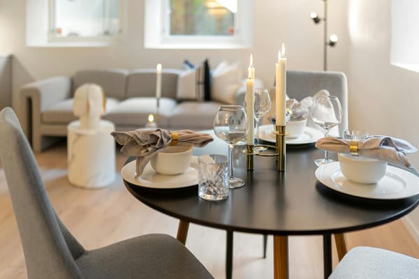 Small Space Entertaining Tips NYC Hosts Swear By